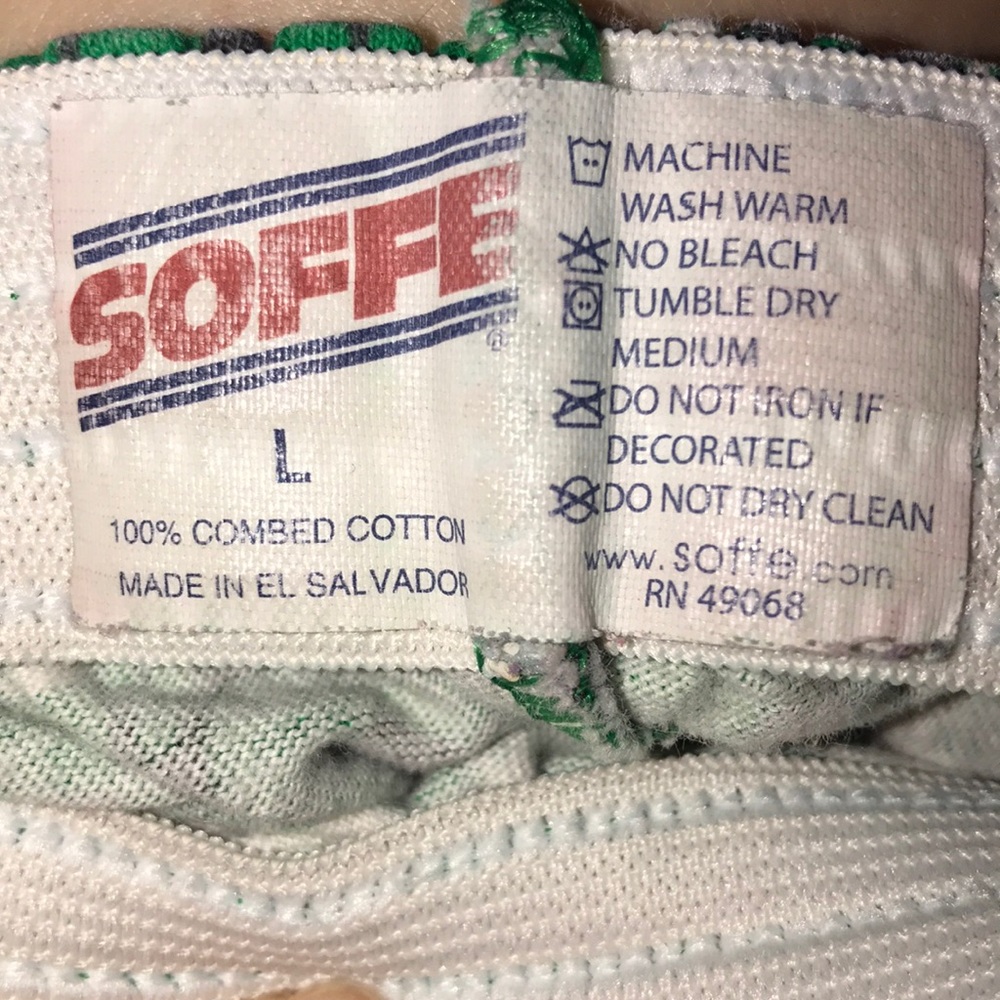 Soffe shorts green soccer pattern (L) - Picture 2 of 2